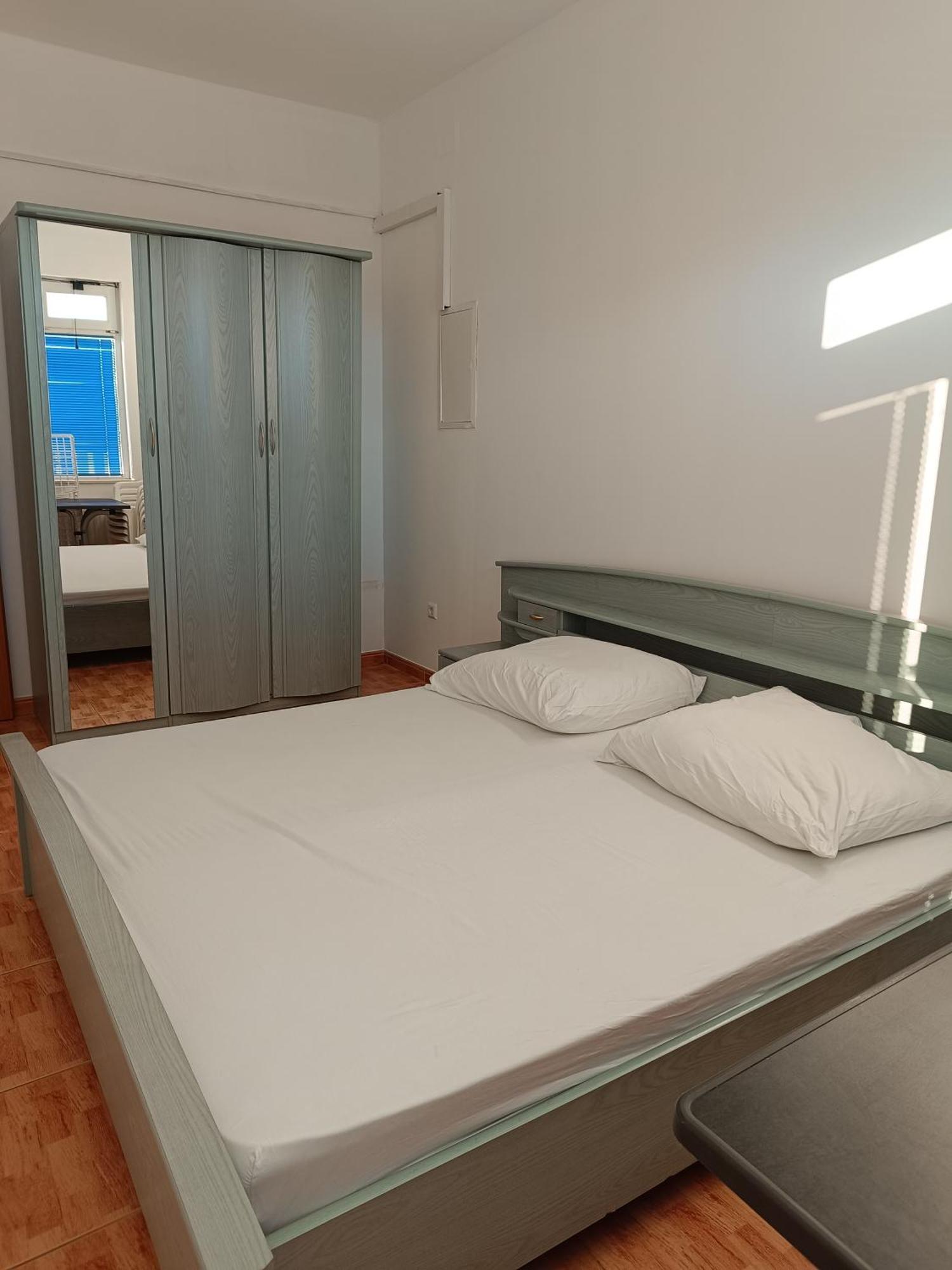 Apartmani "Radi" Baska Voda Phòng bức ảnh