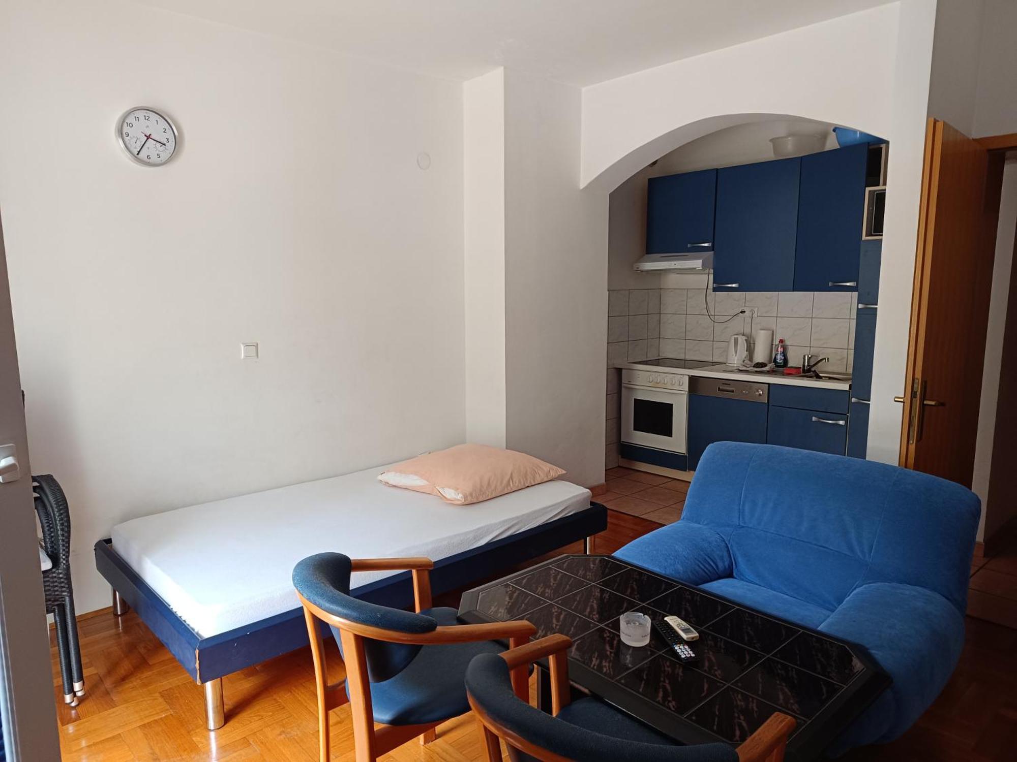 Apartmani "Radi" Baska Voda Phòng bức ảnh
