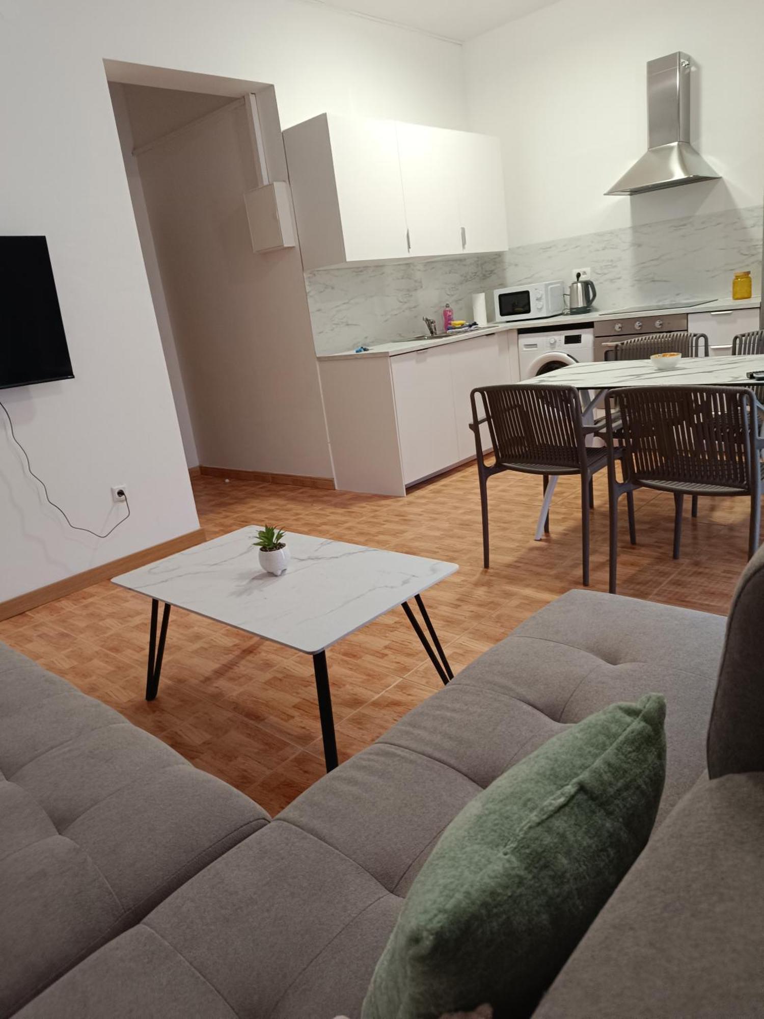 Apartmani "Radi" Baska Voda Ngoại thất bức ảnh