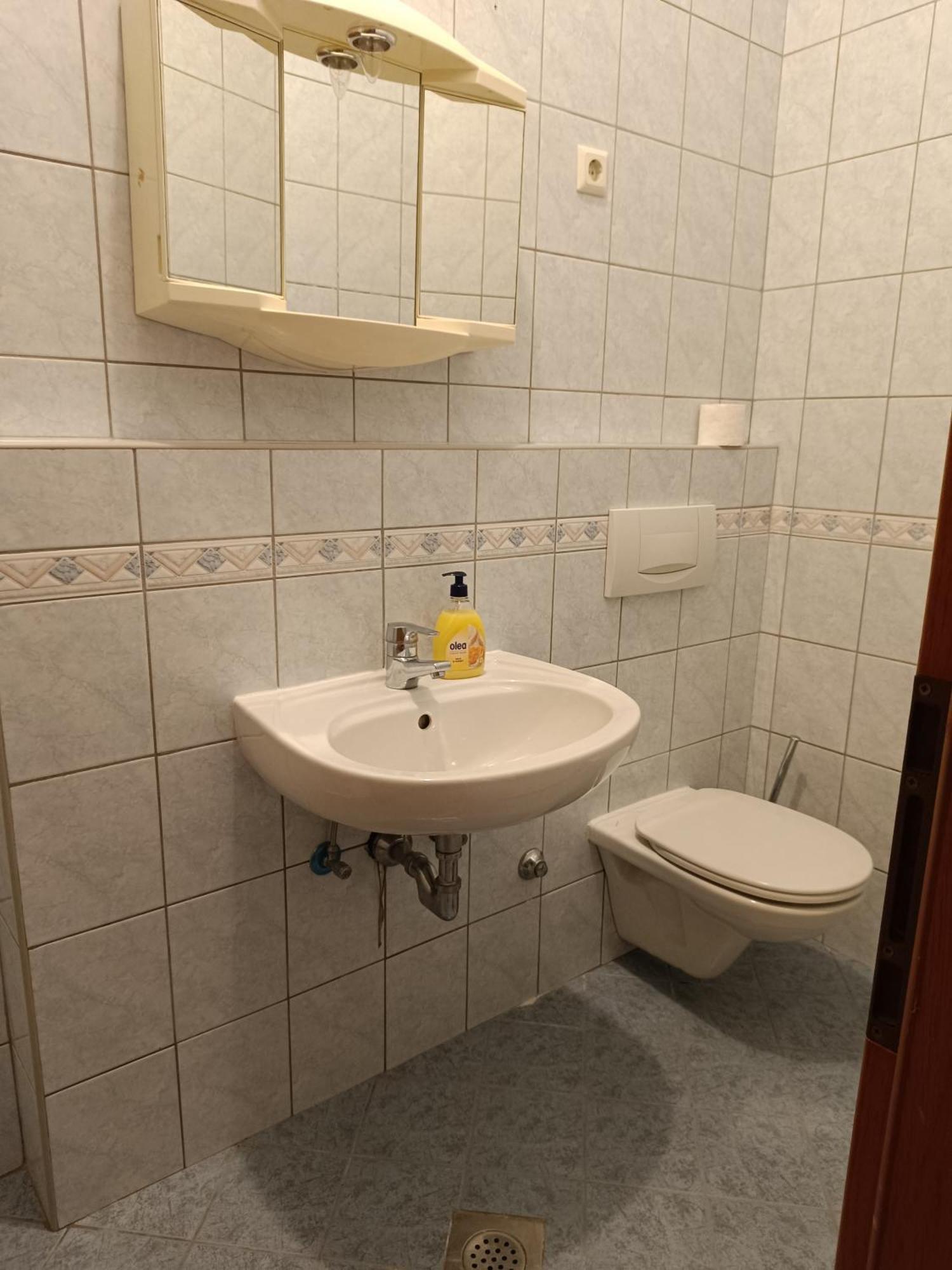 Apartmani "Radi" Baska Voda Ngoại thất bức ảnh