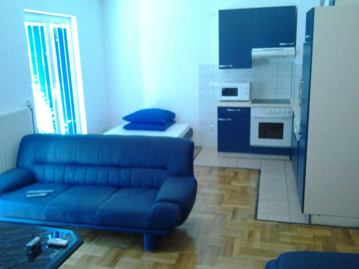 Apartmani "Radi" Baska Voda Ngoại thất bức ảnh
