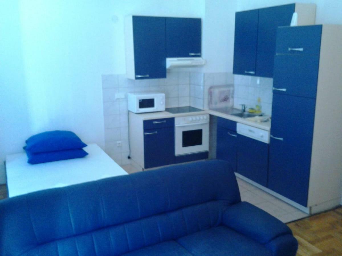 Apartmani "Radi" Baska Voda Ngoại thất bức ảnh