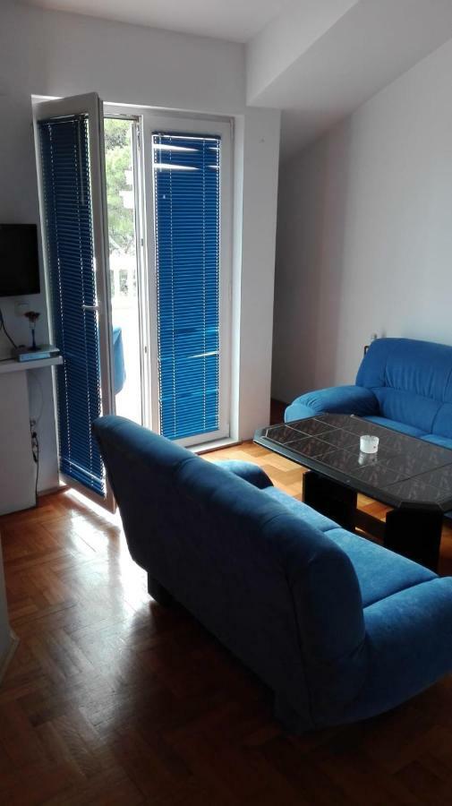 Apartmani "Radi" Baska Voda Ngoại thất bức ảnh