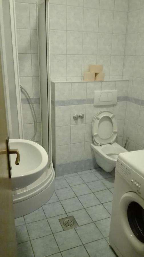 Apartmani "Radi" Baska Voda Ngoại thất bức ảnh