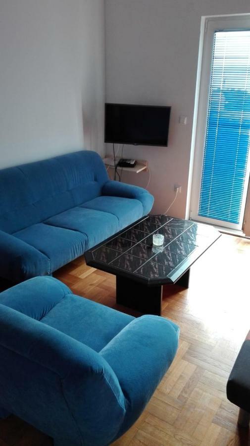 Apartmani "Radi" Baska Voda Ngoại thất bức ảnh