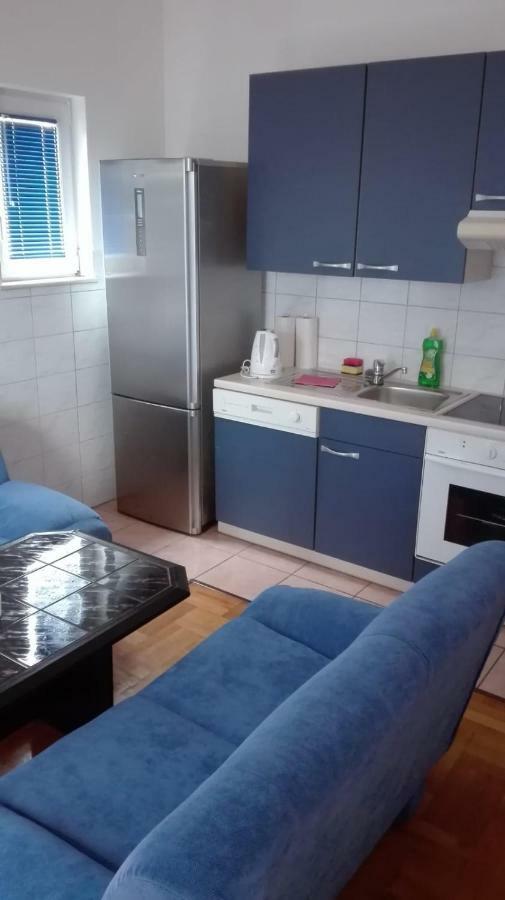 Apartmani "Radi" Baska Voda Ngoại thất bức ảnh